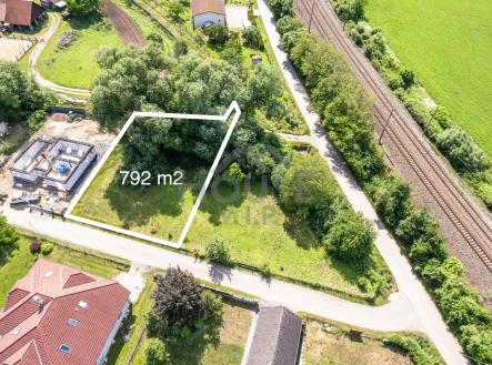 Vsenory_vlevo_foto_final | Prodej - pozemek pro bydlení, 792 m²