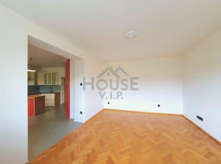 20250505-103335-656 | Prodej bytu, 2+1, 83 m²