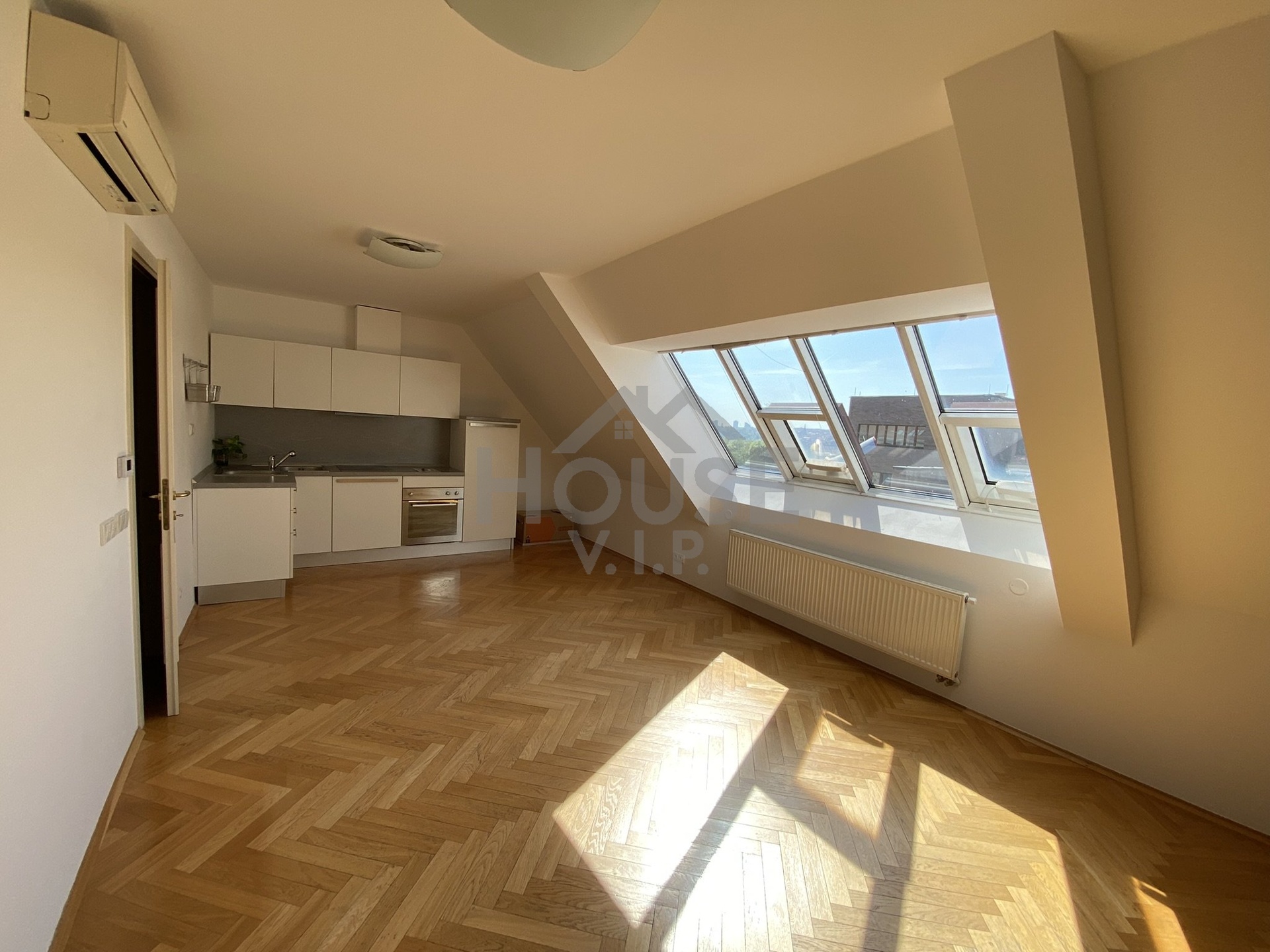 Obývací pokoj s kuchyní 