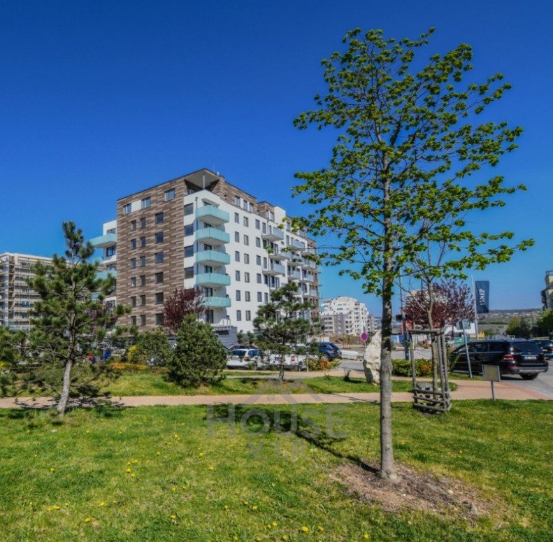 Prodej bytu 2+kk, 58 m2, lodžie, Praha 5 - Hlubočepy.