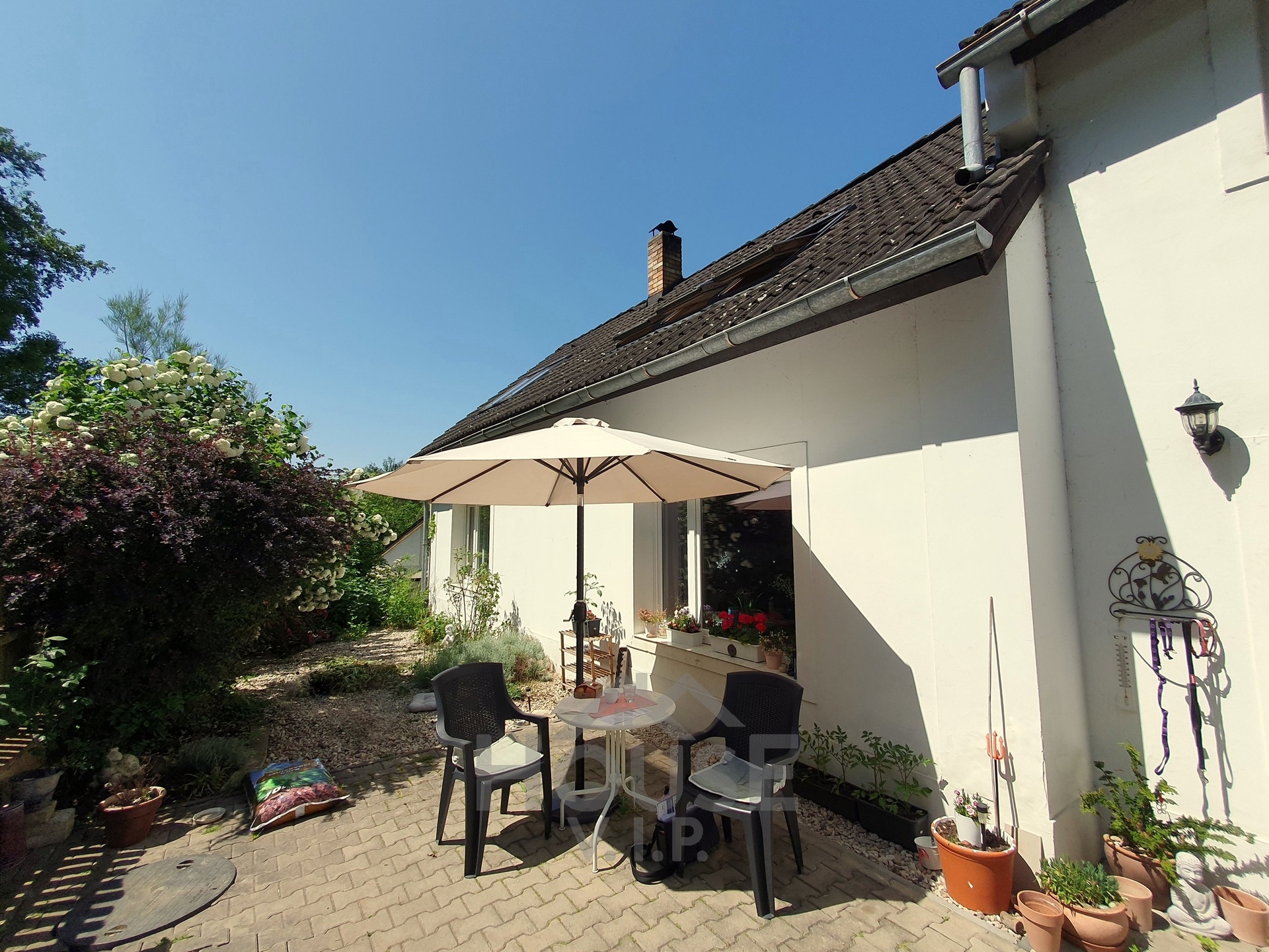 Prodej rodinného domu 7+kk, 206 m², Sluštice, Praha - východ.