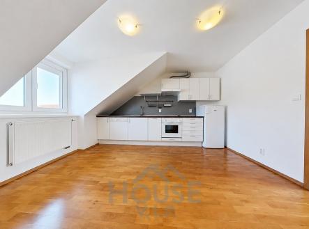 1.1. | Prodej bytu, 2+1, 57 m²