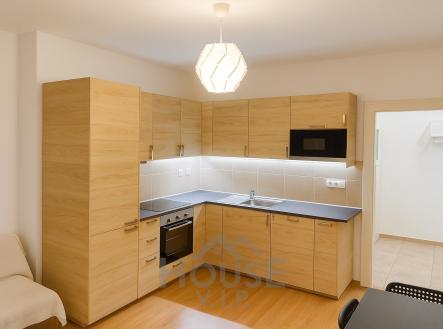 B30F0F43-AC96-4E76-B8EA-052C31653284 | Prodej bytu, 2+kk, 44 m²