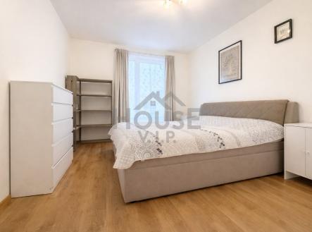 E87ACF63-B98A-4F03-A9D6-9ED82AD87BCB | Prodej bytu, 2+kk, 67 m²