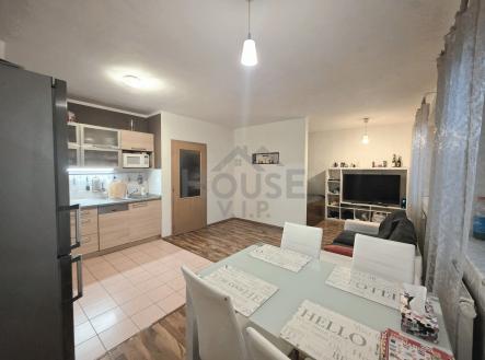 20260325_182032 | Pronájem bytu, 2+kk, 65 m²