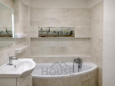 A2C1292D-AAFC-4553-9482-048E5AB90EB6 | Prodej bytu, 2+kk, 50 m²