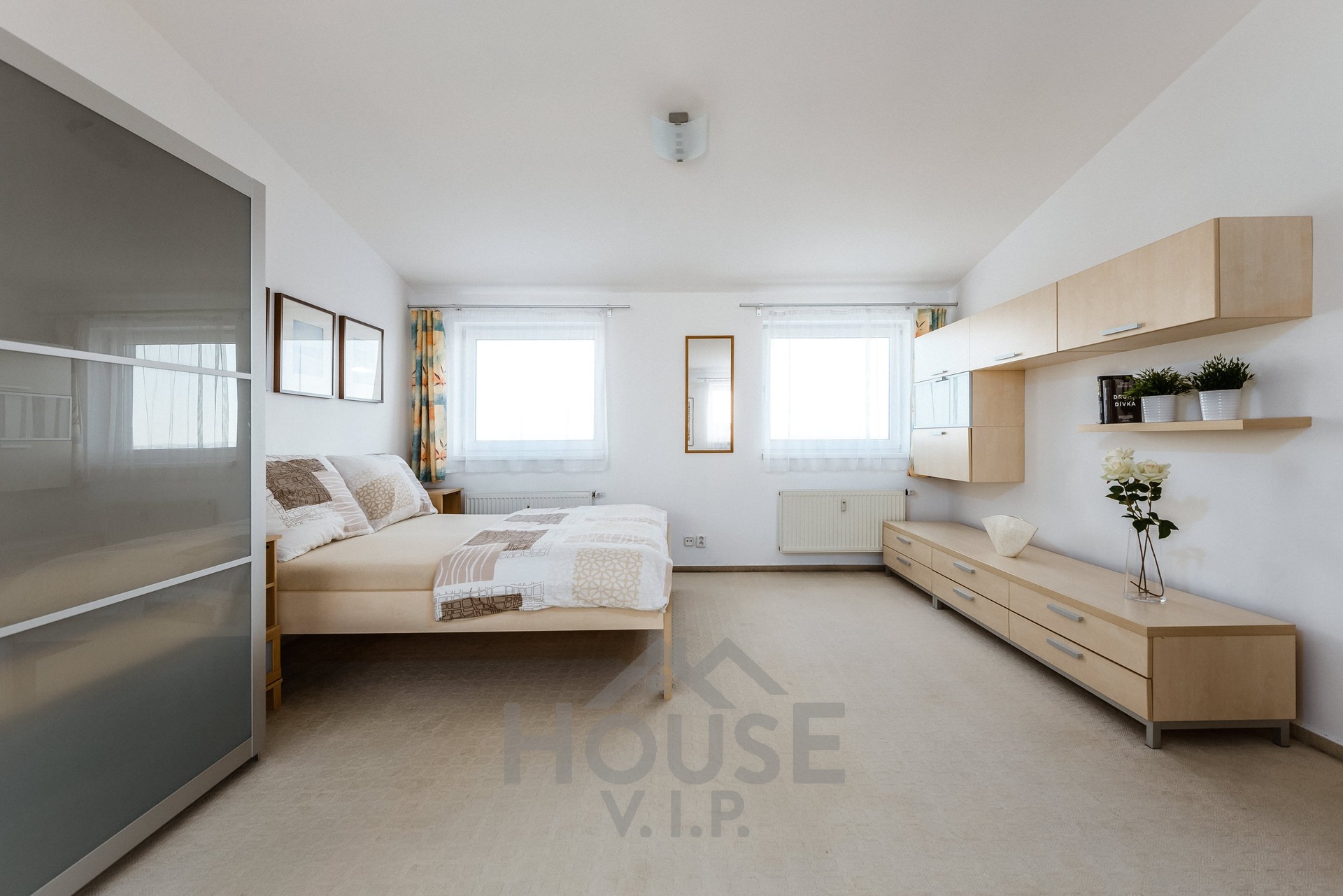 Prodej mezonetového bytu 3+1, 75 m², Praha - Prosek