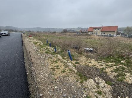 IMG_4670 | Prodej - pozemek pro bydlení, 803 m²