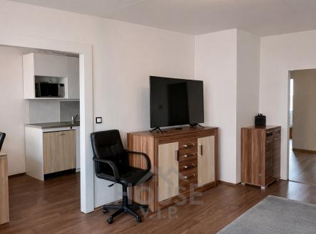 FBF319B6-A557-4FBB-936D-FA920AE8CF4F | Prodej bytu, 3+1, 80 m²