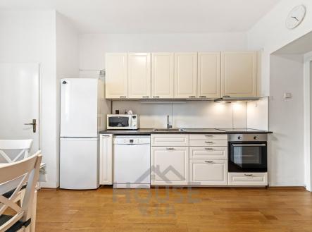 1-31 | Prodej bytu, 2+kk, 46 m²