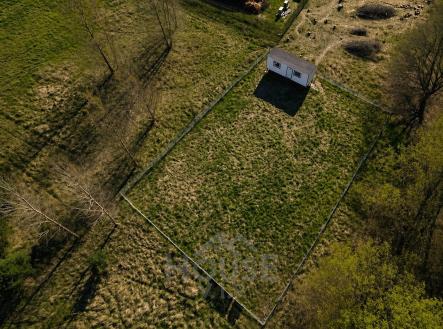 Prodej - pozemek, zahrada, 701 m²