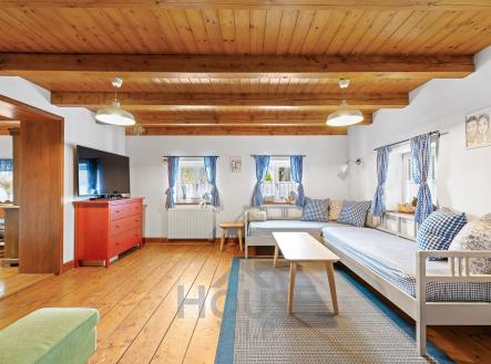 obývák 1 | Prodej - chata/rekreační objekt, 138 m²