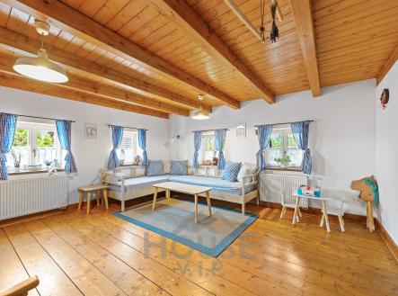obývák 2 | Prodej - chata/rekreační objekt, 138 m²
