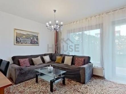 Pronájem bytu, 4+kk, 99 m²