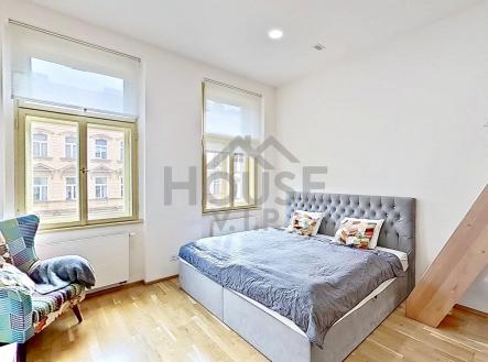 IMG_E8246 | Prodej bytu, 1+kk, 28 m²
