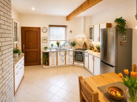 Kuri (5) | Pronájem - dům/vila, 157 m²