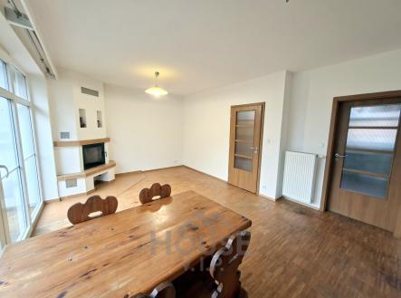 c | Prodej - dům/vila, 104 m²