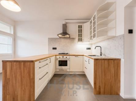 21.21. | Prodej bytu, 2+1, 83 m²