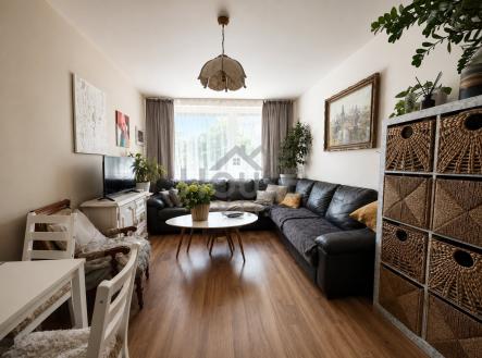 70CCC330-6B9E-4F7C-A039-FF637688E0FA | Prodej bytu, 2+kk, 45 m²