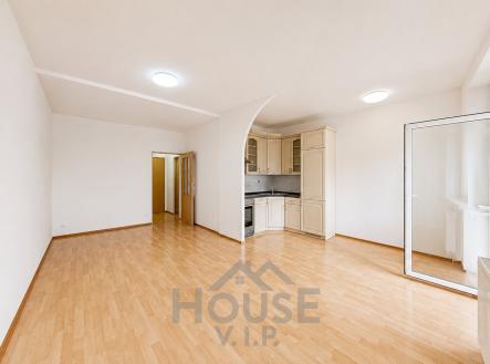 .111. | Prodej bytu, 1+kk, 45 m²