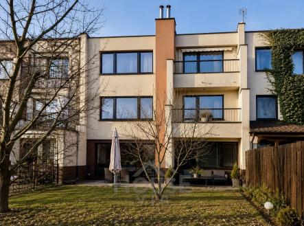 23163409-83FE-4181-98AD-6050B2083AD7 | Prodej - dům/vila, 280 m²