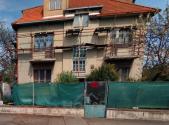 Prodej - nájemní dům, 430 m²