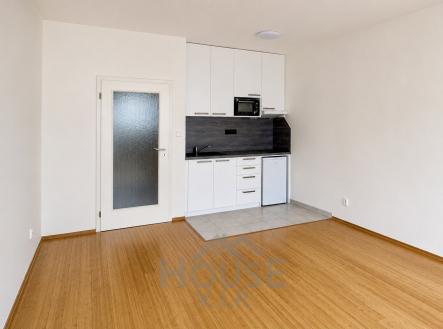 178CC96F-AAEE-40DC-AA68-265C0FA36F6F | Prodej bytu, 1+kk, 34 m²