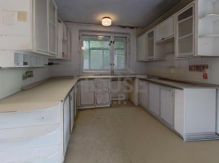 Kitchen-Defurnished (9) | Prodej - zemědělský objekt, 5 285 m²