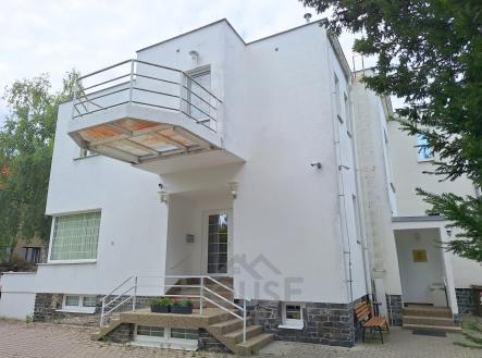 Prodej - dům/vila, 350 m²