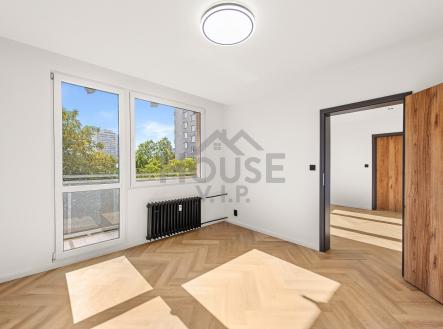 1-23 | Prodej bytu, 3+1, 76 m²