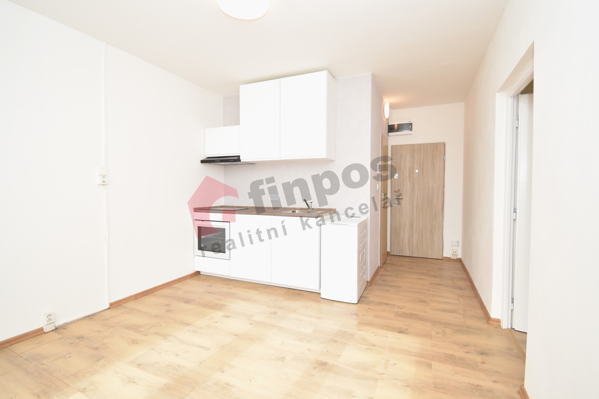 Pronájem bytu 1+1 37 m², Jabloňová, Žatec - Jih