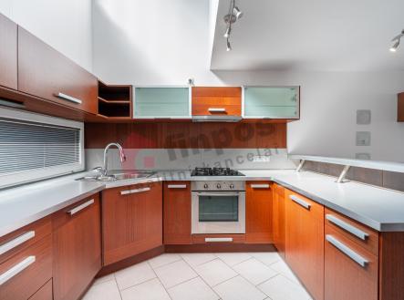 Prodej - dům/vila, 105 m²