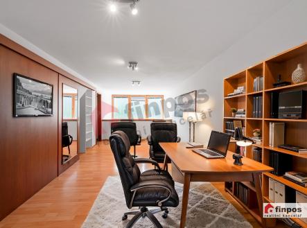 Prodej - komerční objekt, sklad, 105 m²