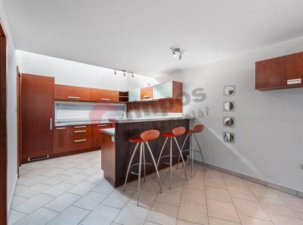 Prodej - komerční objekt, sklad, 105 m²