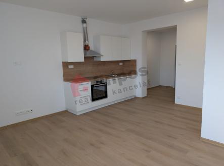 Pronájem bytu, 1+kk, 40 m²