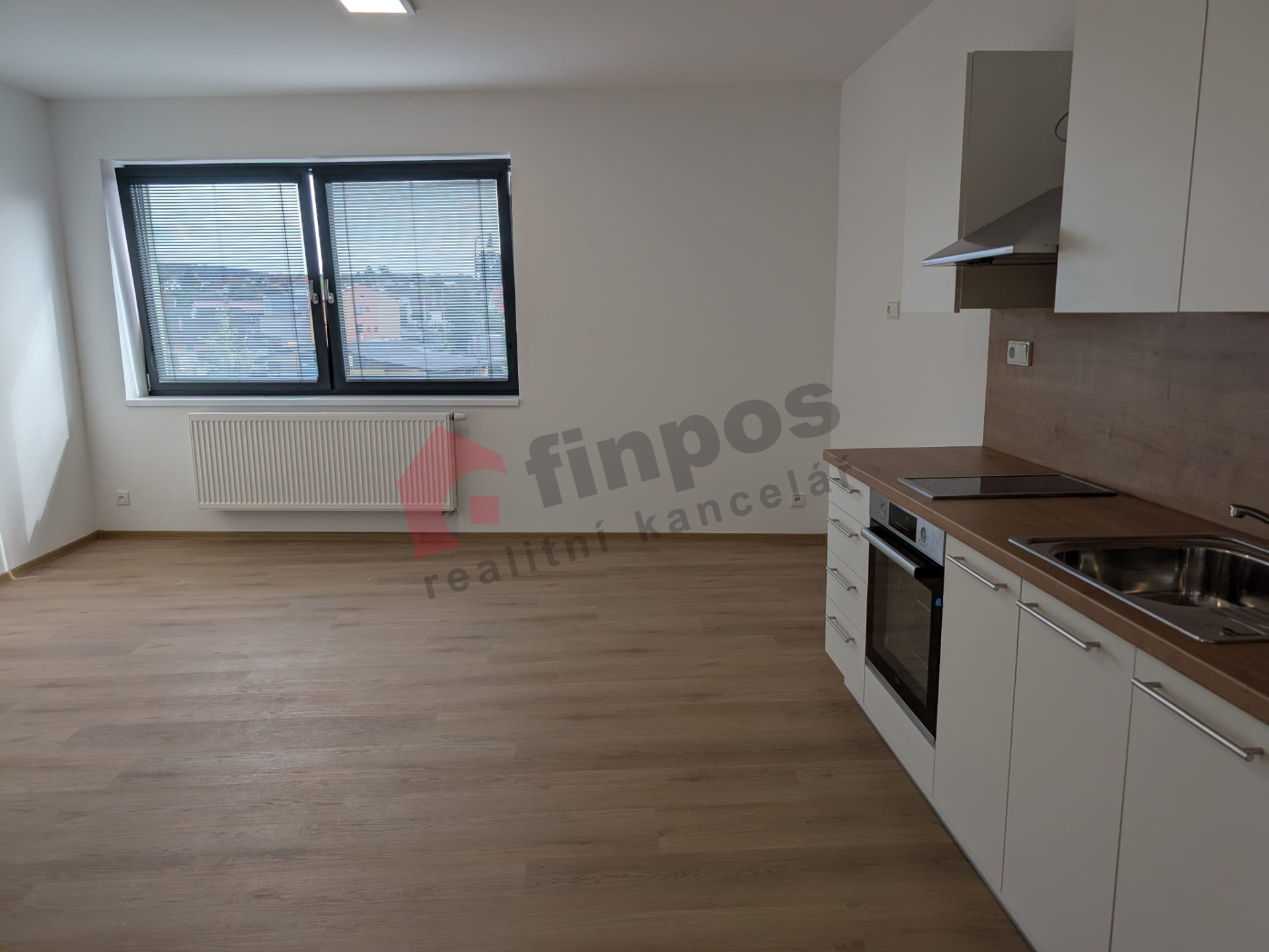 Pronájem bytu 1+kk, 40m2 v ulici Nádražní, Vlašim
