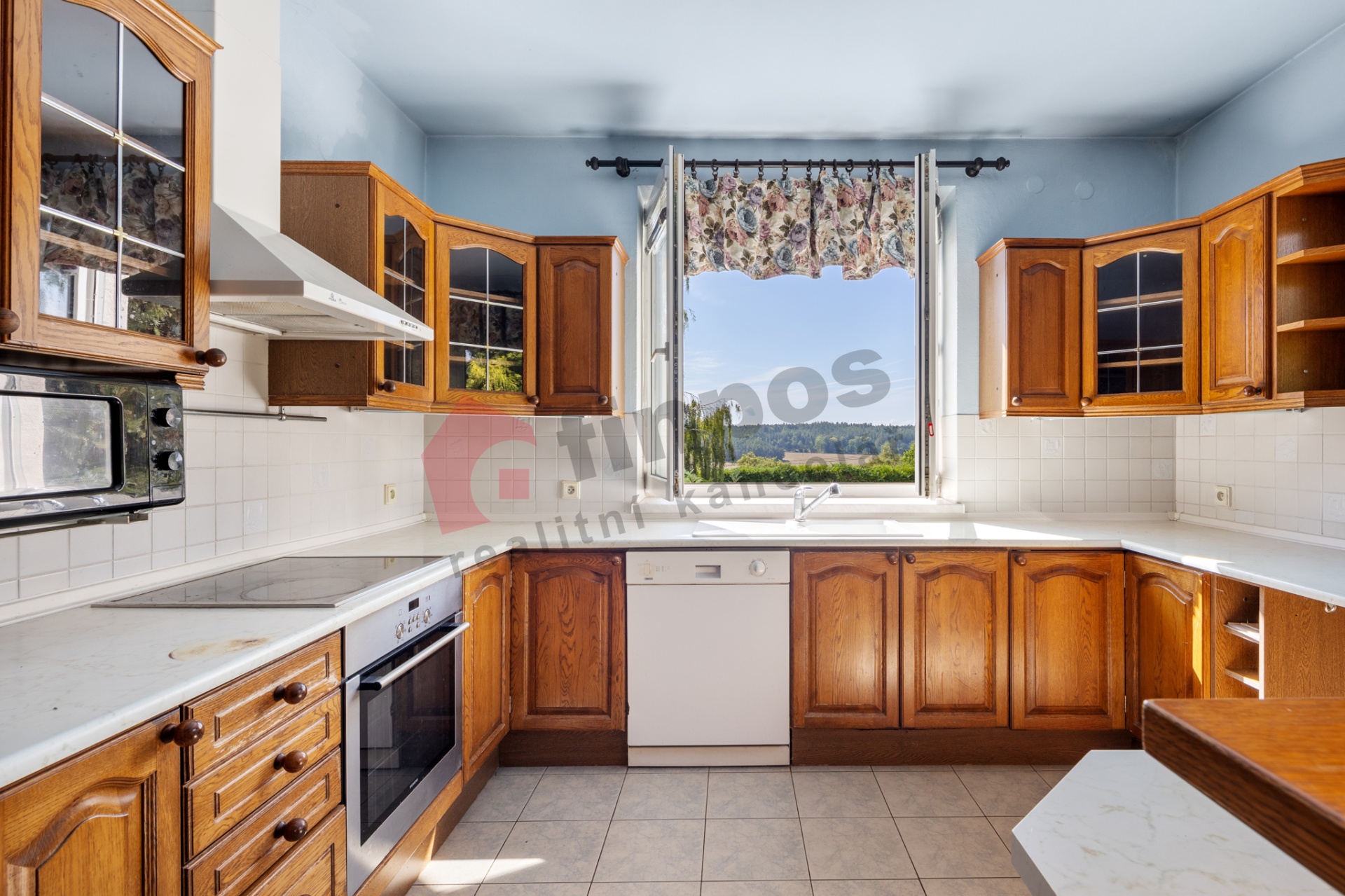 Prodej rodinného domu 365 m² v Zahořanech, pozemek 1797 m²