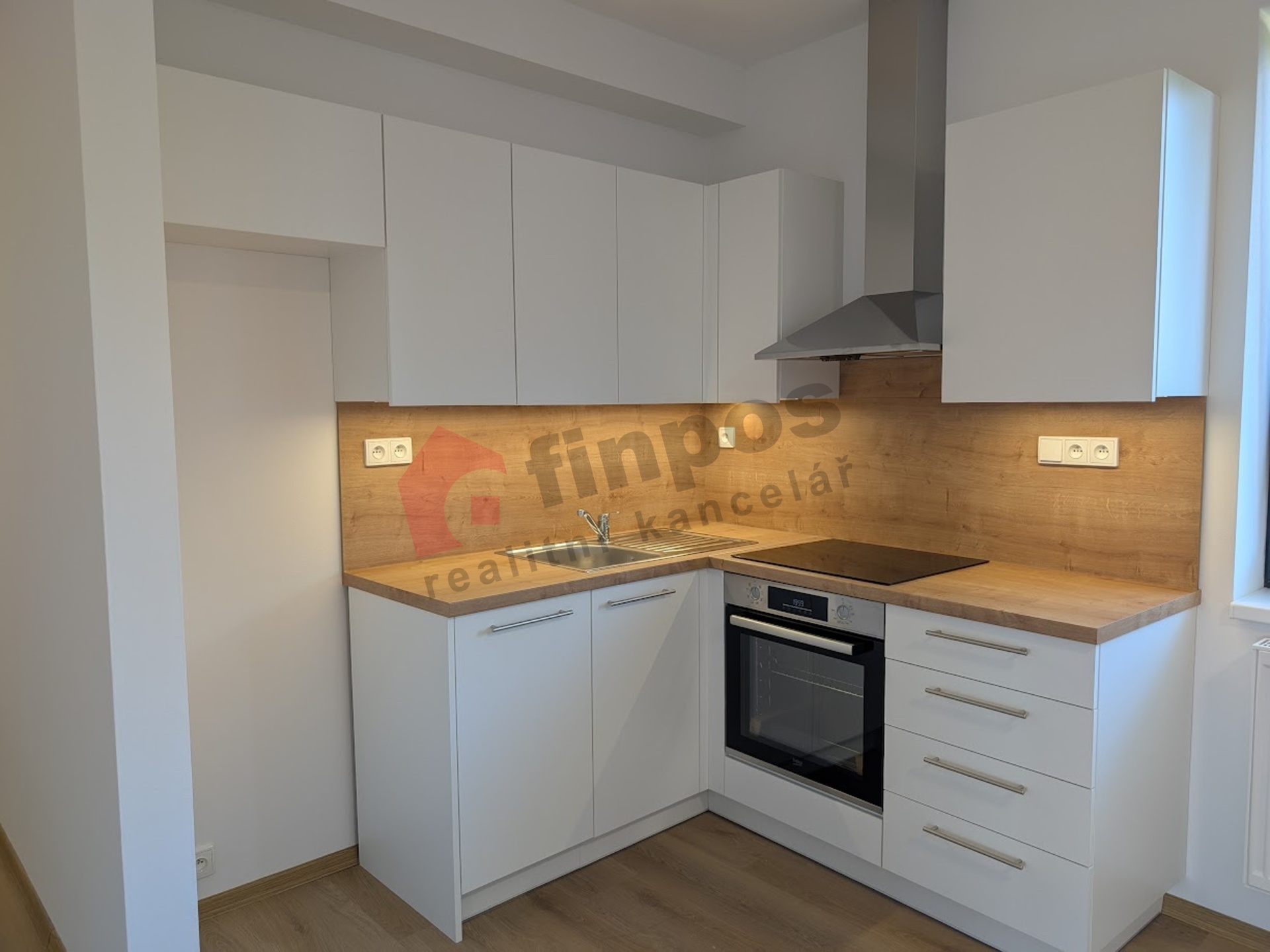 Pronájem bytu 2+kk, 45m2, ve Vlašimi, ul. Nádražní