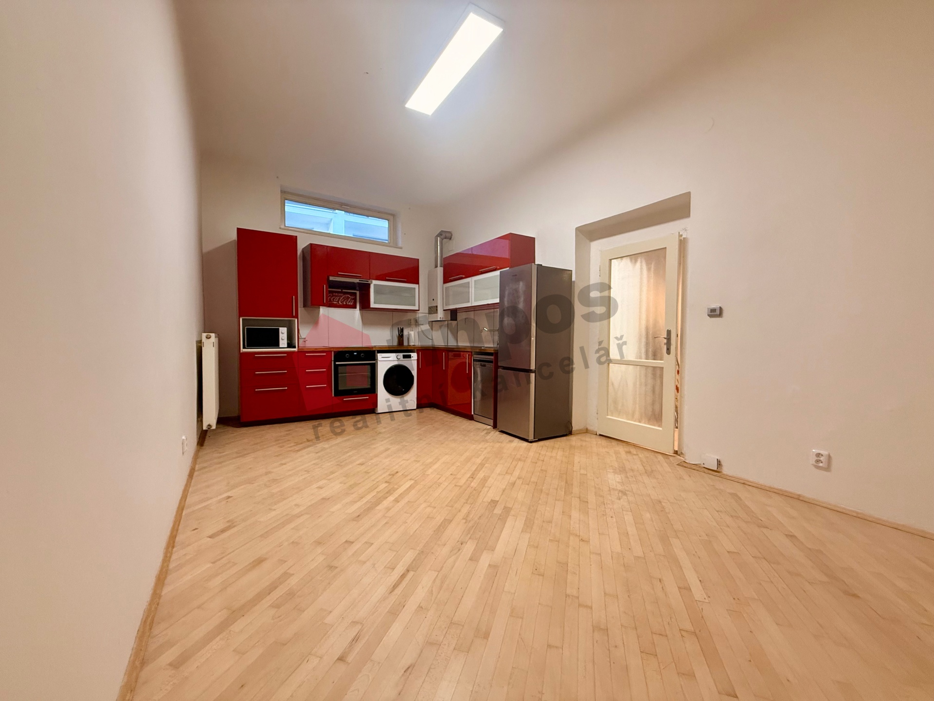 Pronájem 2kk na Plzeňské, Praha