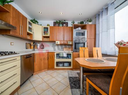 Prodej bytu, 3+1, 69 m²