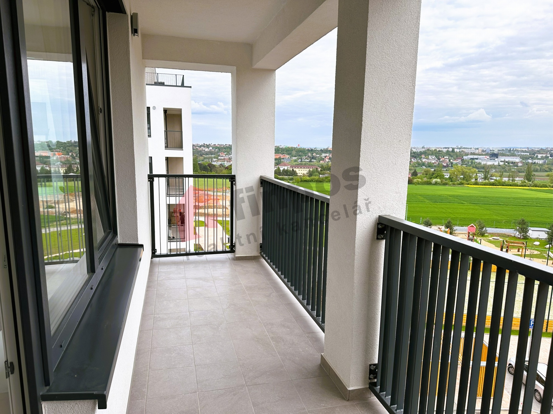 Pronájem bytu 1+kk, 45m2, Praha 6, ul. Huppnerova