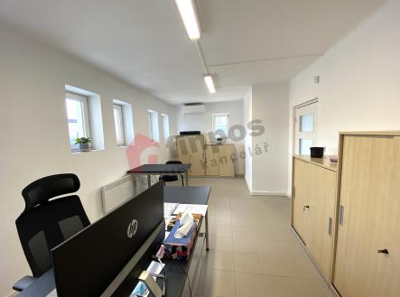 Pronájem - komerční objekt, sklad, 20 m²