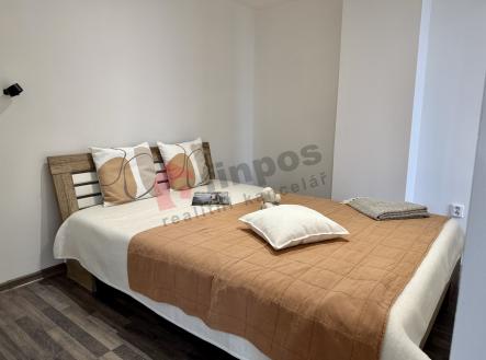 Pronájem bytu, 1+kk, 34 m²