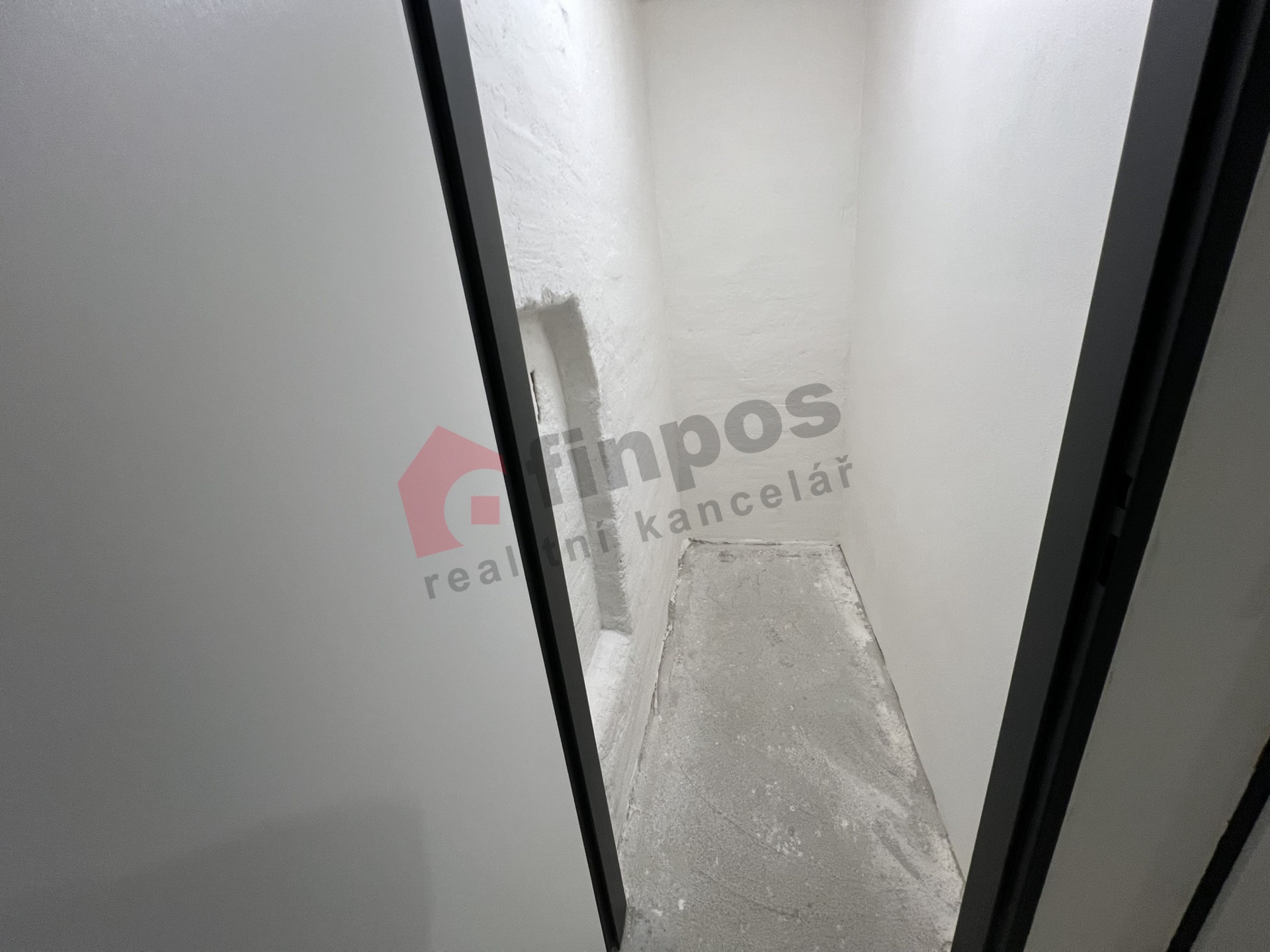 Pronájem sklepní kóje, Praha - Smíchov, 150m od metra Anděl