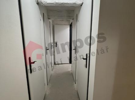 Pronájem - komerční objekt, obchodní centrum, 2 m²