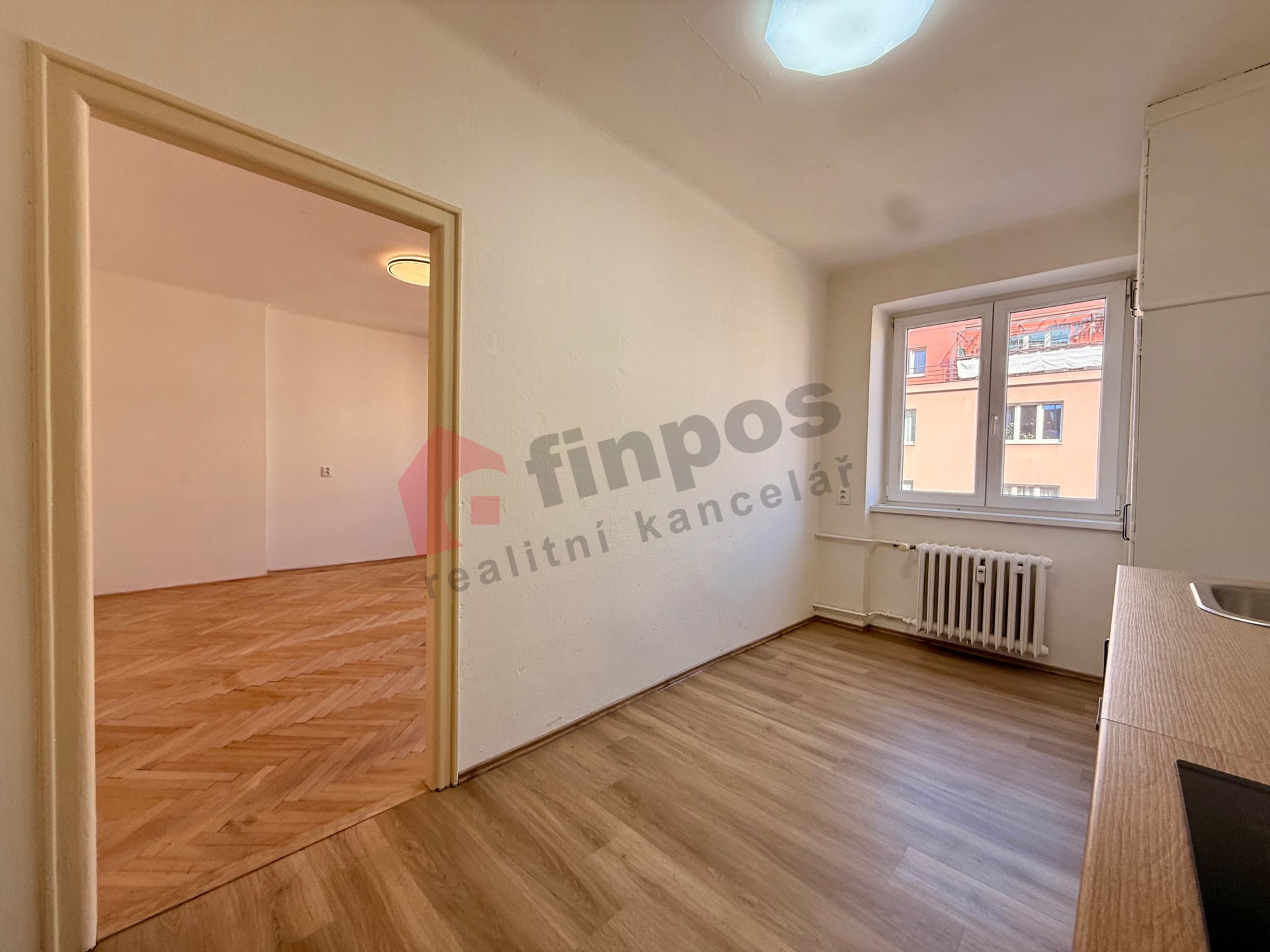 Pronájem bytu 1+1 38 m2 na Žižkově