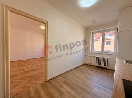 Pronájem bytu, 1+1, 38 m²