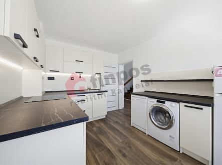 Prodej - dům/vila, 197 m²