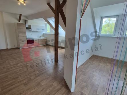 Pronájem bytu, 3+kk, 100 m²