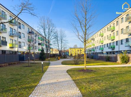 Pronájem bytu, 2+kk, 92 m²
